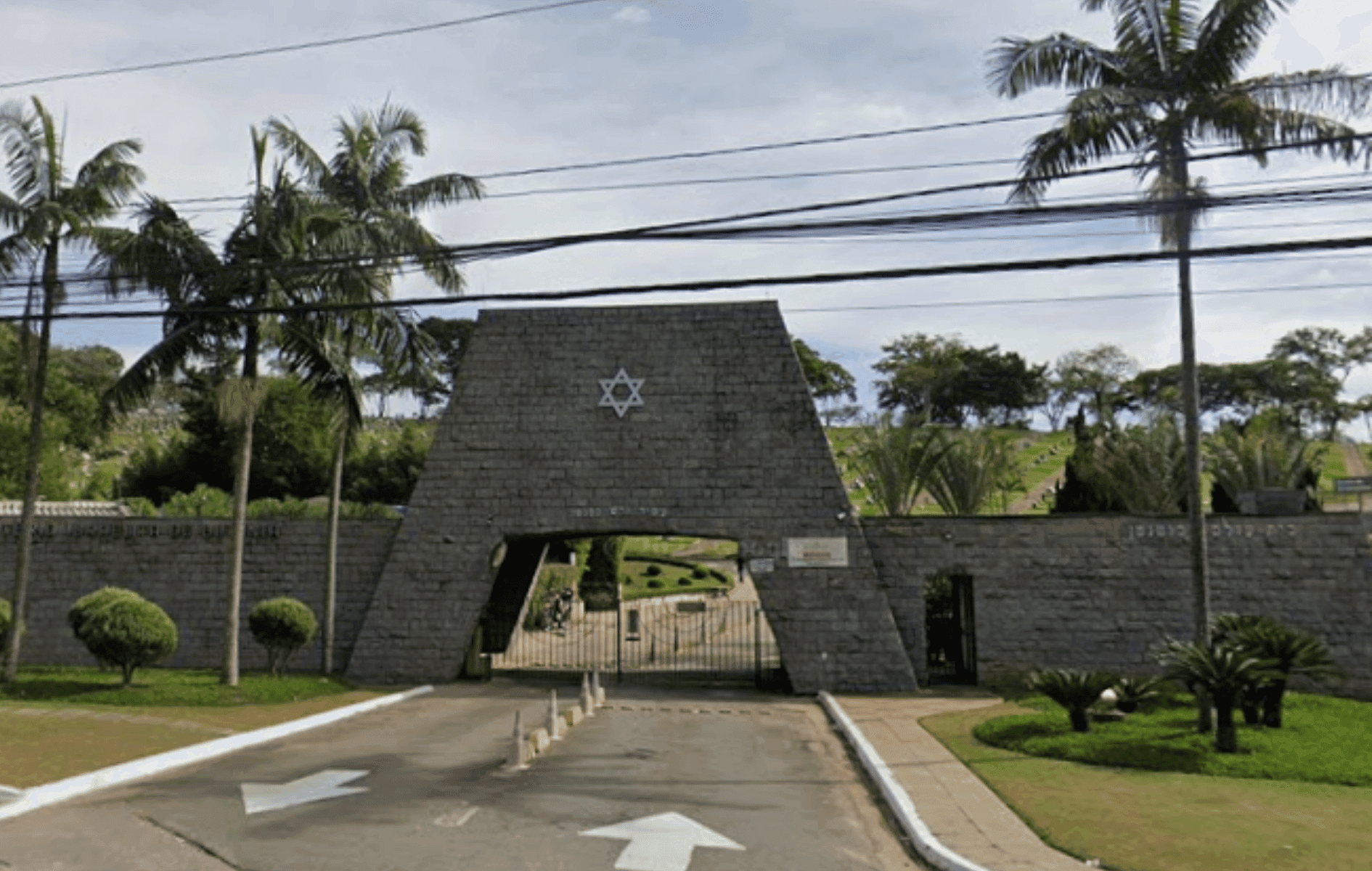 O Cemitério Israelita do Butantã foi inaugurado em 1953 e guarda o Monumento às Vítimas do Nazismo. Veja história, endereço, horários e como visitar.