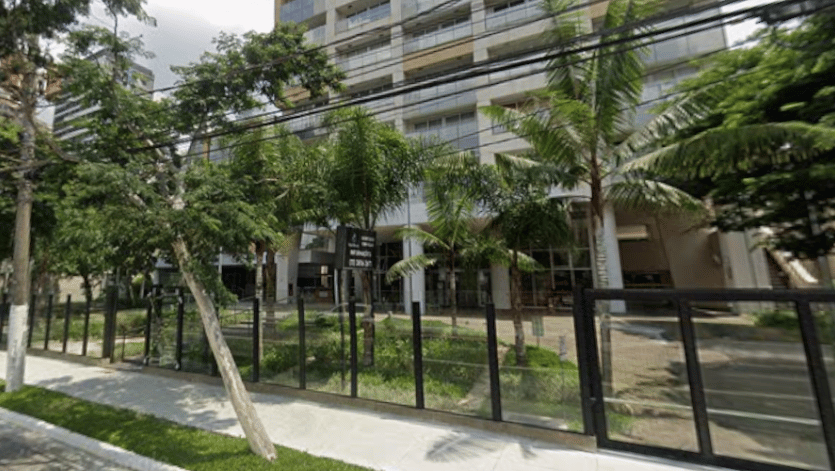 A OdontoPallas atua há mais de 35 anos no Butantã, com unidades na Av. Vital Brasil e na Av. Corifeu de Azevedo Marques. Veja tratamentos e contatos.